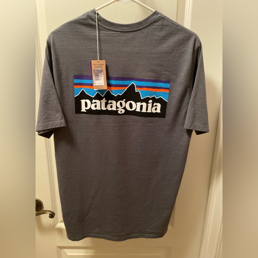 Men’s short sleeve shirt; Brand: Patagonia; Size: S; Brand New With Tags